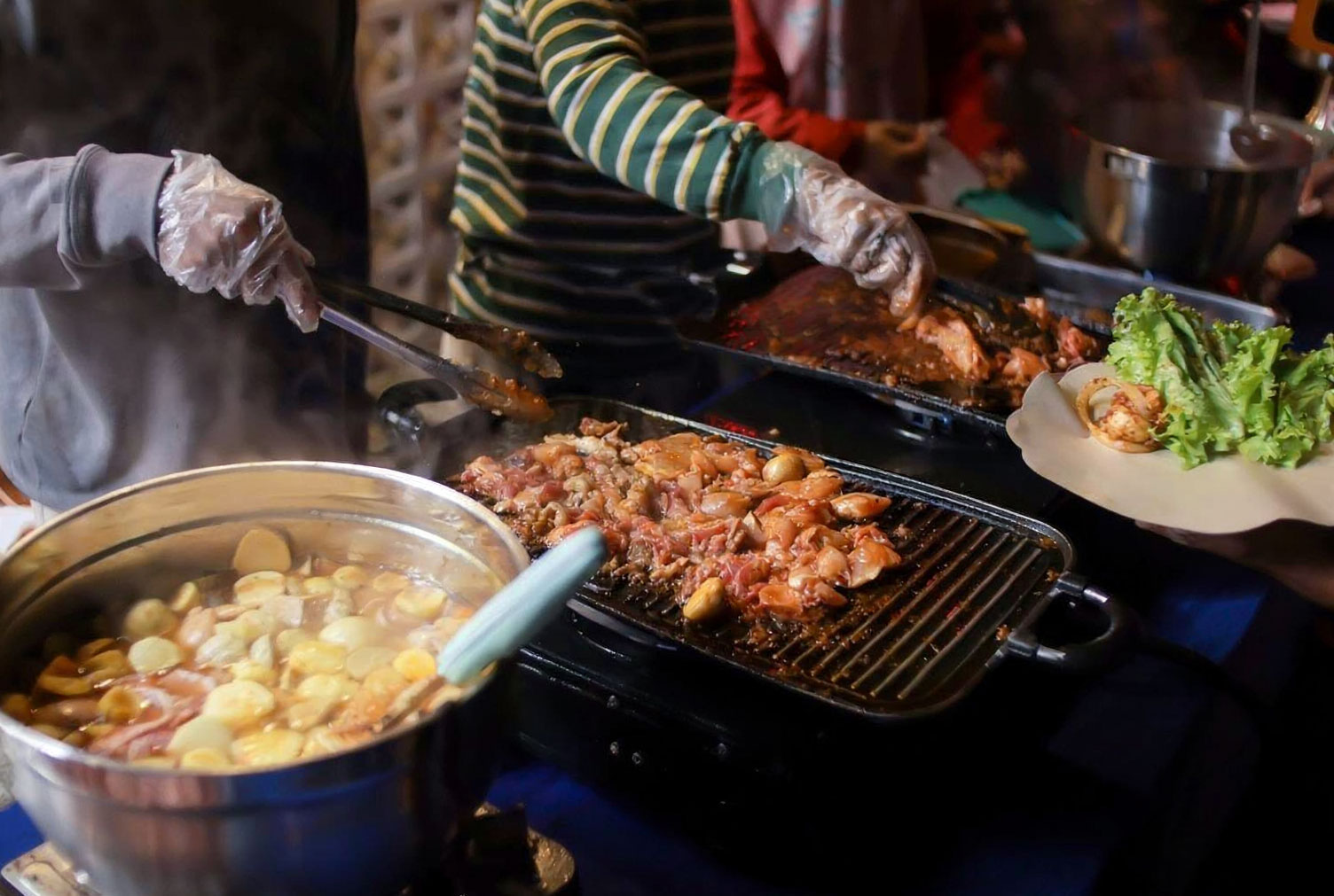Consistent bulk supply of meat and rice for events, functions, and catering businesses.